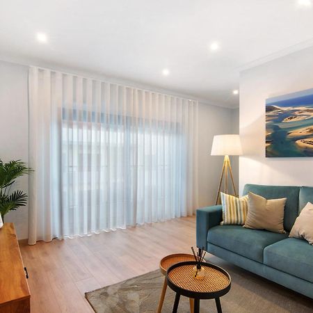 Apartamento Beira Mar - 2º Esquerdo 塔维拉 外观 照片