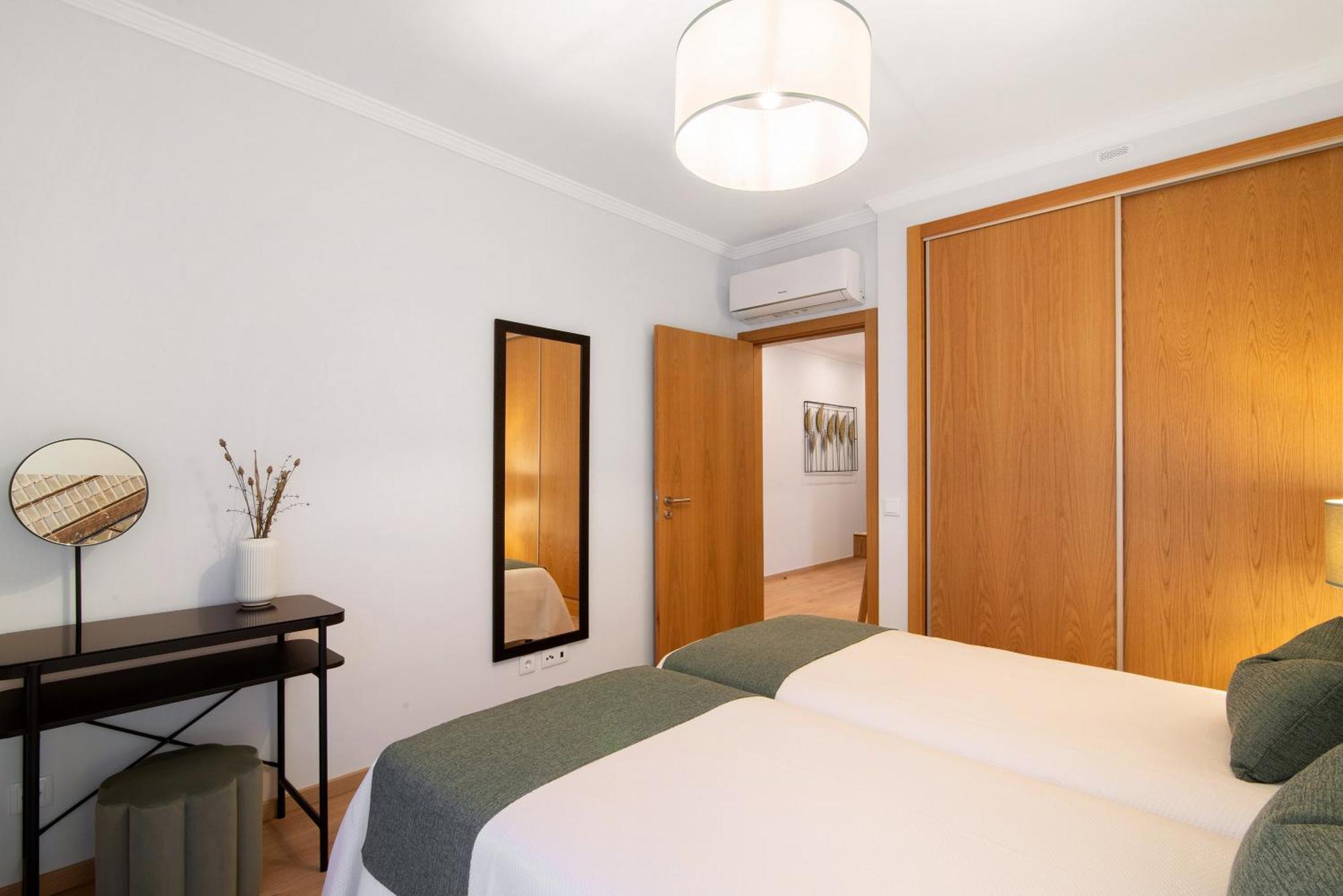 Apartamento Beira Mar - 2º Esquerdo 塔维拉 外观 照片